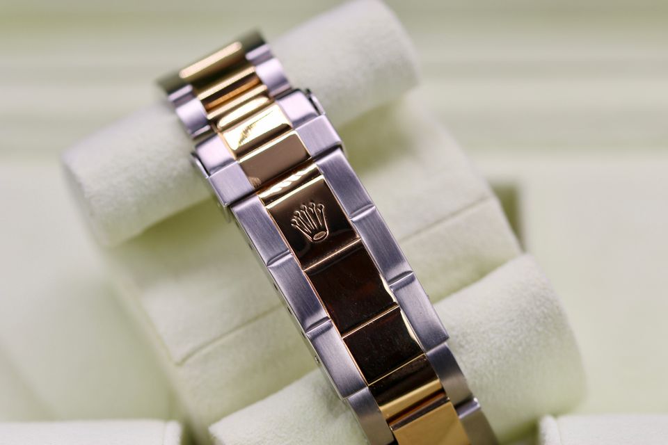 Rolex Submariner 116613 LB Image 4